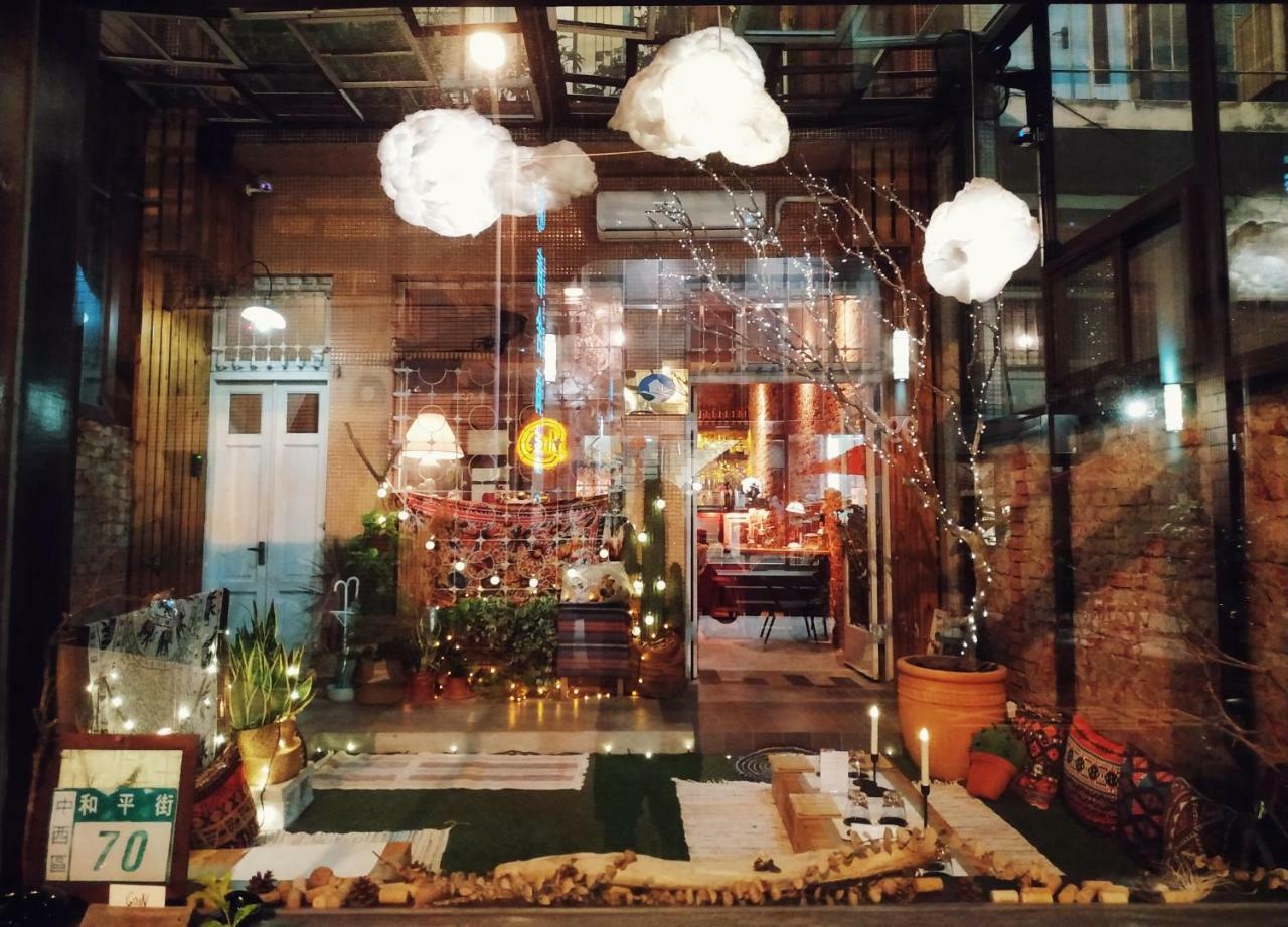 Goin Old House & Bar Apartment Tainan Exterior photo